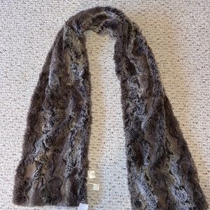Beautiful faux fur scarf